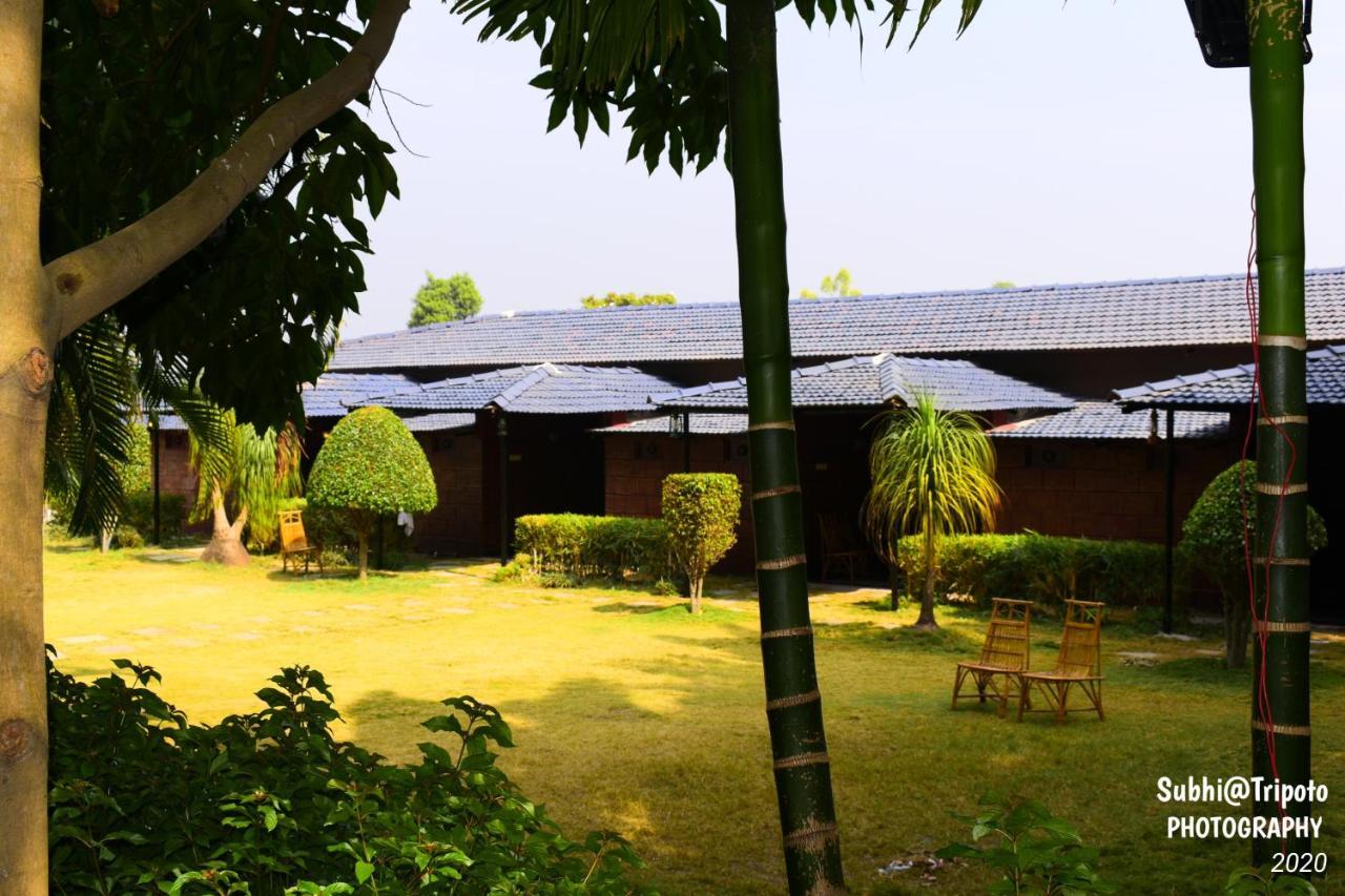 Anandvan Holiday Homes, Wai エクステリア 写真