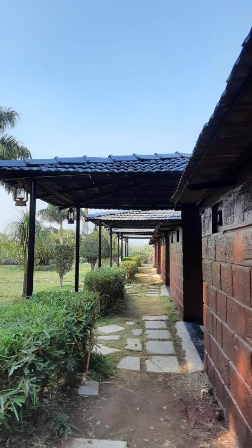 Anandvan Holiday Homes, Wai エクステリア 写真