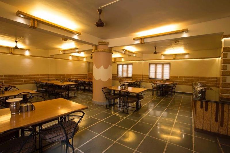 Anandvan Holiday Homes, Wai エクステリア 写真