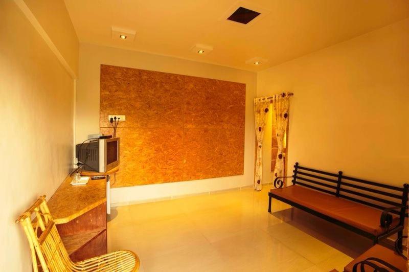 Anandvan Holiday Homes, Wai エクステリア 写真