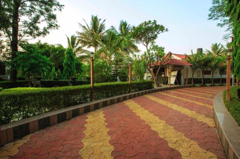 Anandvan Holiday Homes, Wai エクステリア 写真
